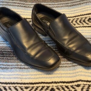 Apt. 9 Men's Black Loafers